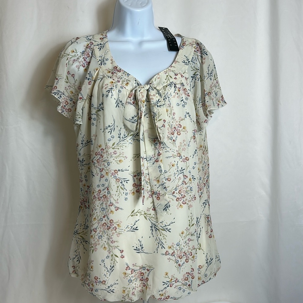 Sara Michelle Women’s Large Short Sleeve Cream Floral Print Blouse Lined Top